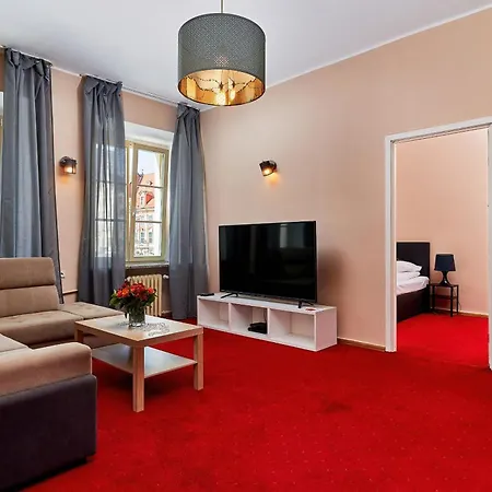 Market Square Old Town By Renters * Wroclaw
